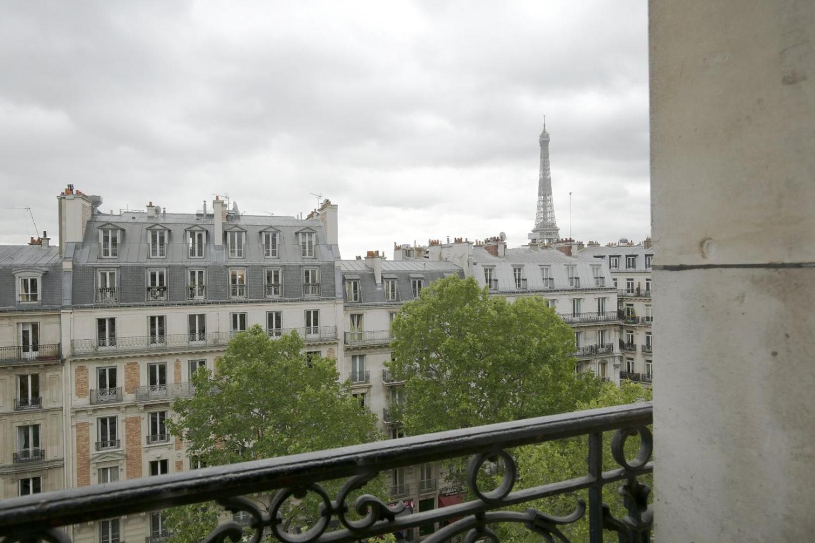 La Dame De Fer - Vue Magique Sur La Tour Eiffel Apartment ปารีส ภายนอก รูปภาพ